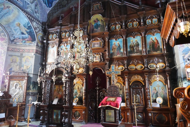 biserica-izvoru-muntelui-5