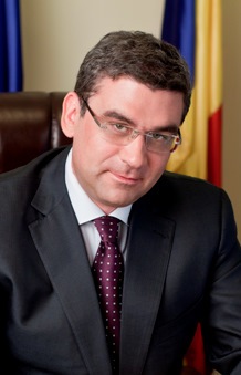 teodor_baconschi-close