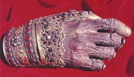 74649846_2413953935394601_2118881107133857792_n